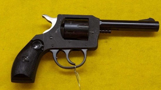 H&R Model 632 .32 S&W SN#AN114086