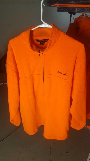 Fieldline fleece & Reminton zip up, large