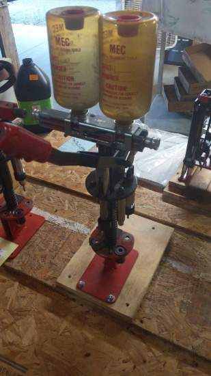 Mec 600 Jr. Series 12 Ga. Shotshell Reloader