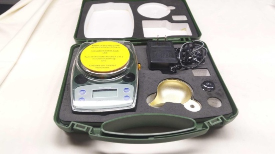 Cabela's XT-1500 Scale as seen