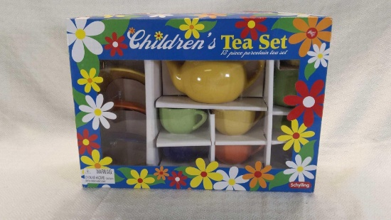 Children's 13 pc porcelain tea set