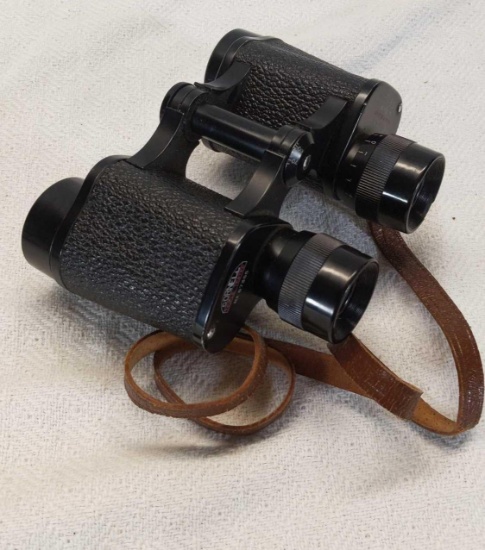 Cornell 8x30 Binoculars - Case damage