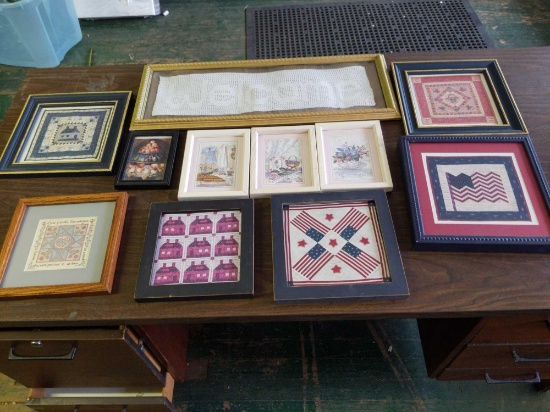 Decorative picture lot