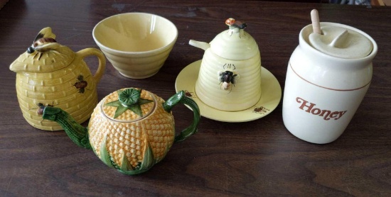 Honey jars, Child's Teapot, small bowl