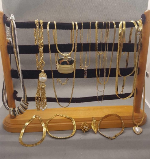 Costume goldtone jewelry