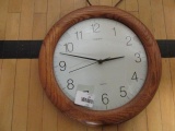 Linden Quartz wall mounted - battery clock