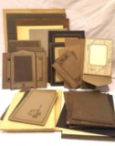 VINTAGE PICTURE FRAMES