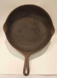 WAGNERWARE CAST IRON SKILLET #7