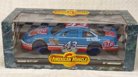 Ertl Richard Petty STP 25th anniversary 1:18 scale diecast race car