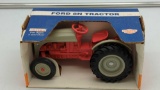 Ertl Ford 8N Tractor 1:16