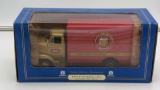 Ertl 1953 Ford Delivery Van Golden Jubilee New Holland