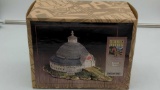 Ertl American Country Round Barn - unopened