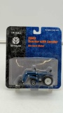 Ertl New Holland 7840 Tractor w/loader 1:64