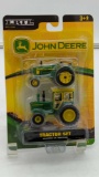 Ertl John Deere 2 Pack Tractor set