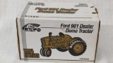 Ertl Ford 901 dealer demo tractor, 1994 1:16 scale