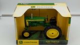 John Deere 420 1:16 Tractor Ertl