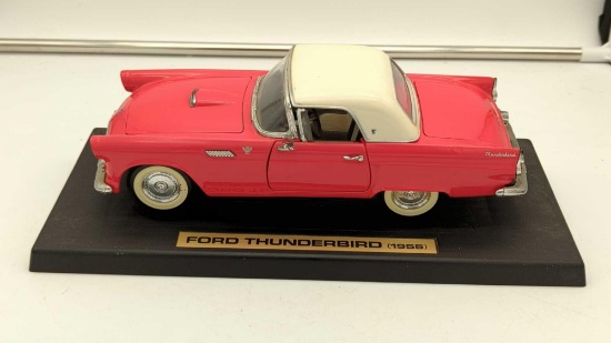 1955 Ford Thunderbird 1:18 no box