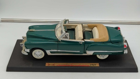 Road Legends 1949 Cadillac Coupe DeVille 1:18 no box
