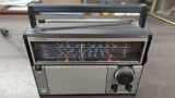 Realistic DX-66 Air/SW Monitor Radio - Works