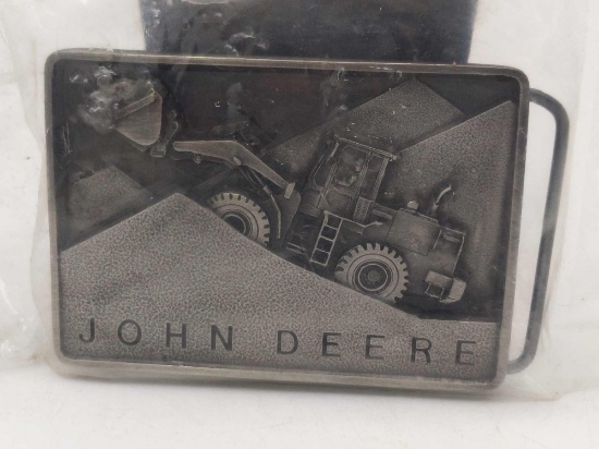 JOHN DEERE BELT BUCKLE 1988