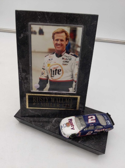 RUSTY WALLACE#2 MILLER LITE COLLECTOR CARD AND CAR