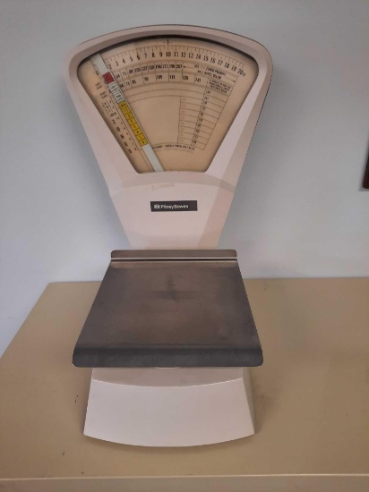 PITNEY BOWES MAIL SCALE