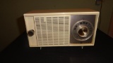 GENERAL ELECTRIC PLASTIC RADIO AND TESTED