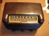 SENTINEL AM/FM MODEL 315-W PLASTIC RADIO UNTESTED