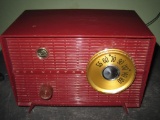 RCA VICTOR 8-X -51 PLASTIC RADIO UNTESTED
