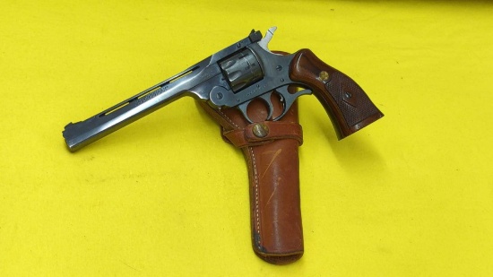 H&R "SPORTSMAN" MODEL 999 22 CAL REVOLVER SN AD74302