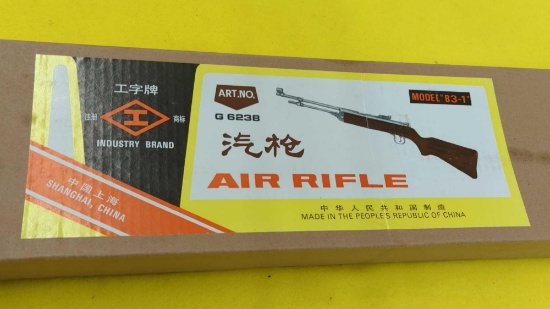 INDUSTRY BRAND MODEL B3-1 AIR RIFLE IN BOX