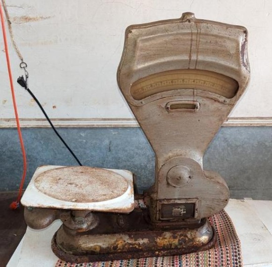 TOLEDO NO SPRINGS- HONEST ? WEIGHT VINTAGE SCALE- NOT CERTIFIED