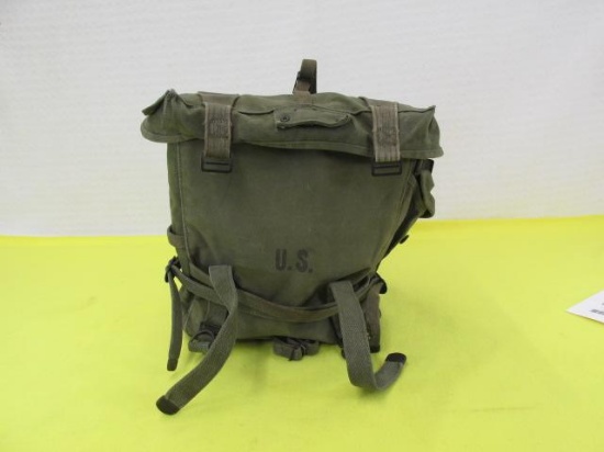 WWII US MILITARY FIELD PACK - inside brittle