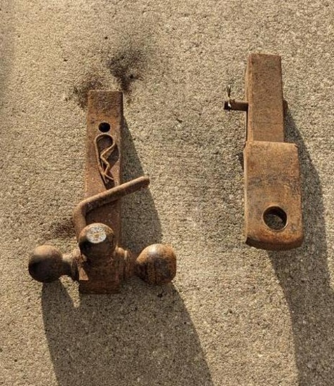 PAIR OF TRAILER HITCHES, 1 MULTI (3) BALL HITCH & 1 PIN HITCH