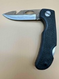 STAINLESS STEEL HUNTING POCKET KNIFE WITH GUT HOOK