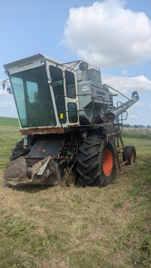 GLEENER F COMBINE, GM STRAIGHT 6, GRAIN TANK EXT.