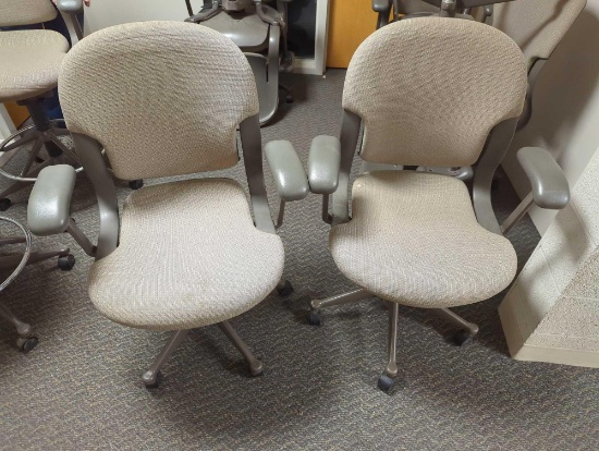 OFFICE CHAIR ON WHEELS - PAIR 19"X20"X35"
