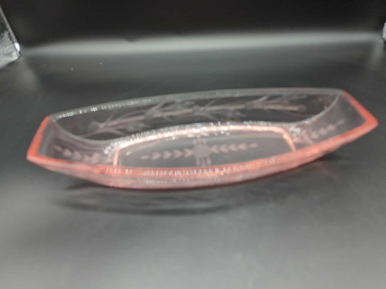 PINK DEPRESSION CELERY DISH WITH ETCHED PATTERN