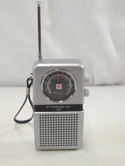 VINTAGE ARROW EB-500 SOLID STATE FM/AM RADIO - NFC CHAMPIONSHIP GAME 1976 - Works