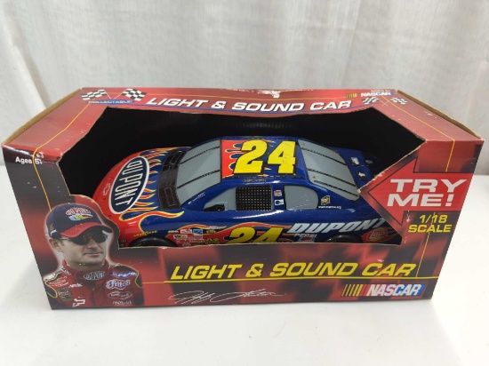 JEFF GORDON LIGHT & SOUND CAR 1:18 SCALE REPLICA UNTESTED