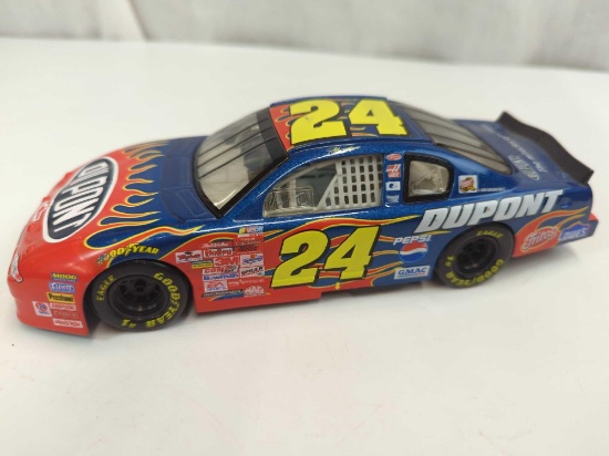 JEFF GORDON #24 DUPONT 2002 MONTE CARLO STOCK CAR REPLICA NO BOX