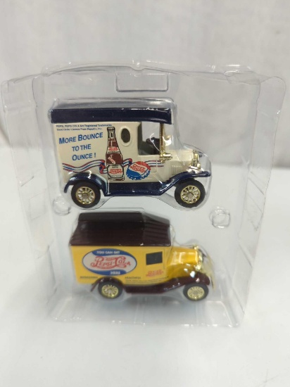 PEPSI COLA DELIVERY TRUCKS SCALE MODELS SET OF 2