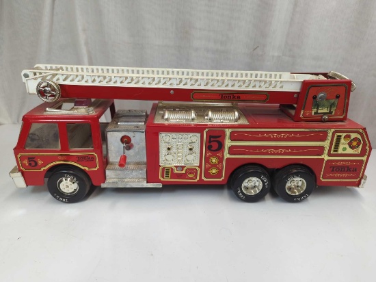 TONKA #5 FIRE LADDER TRUCK DIE CAST METAL REPLICA PLASTIC LADDER