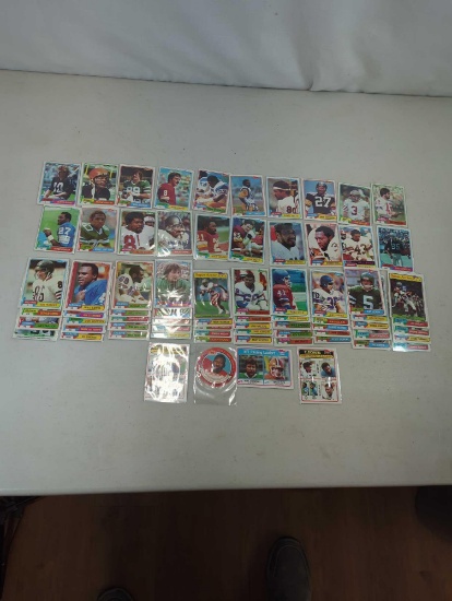 TOPPS FOOTBALL CARDS MOSTLY 1981