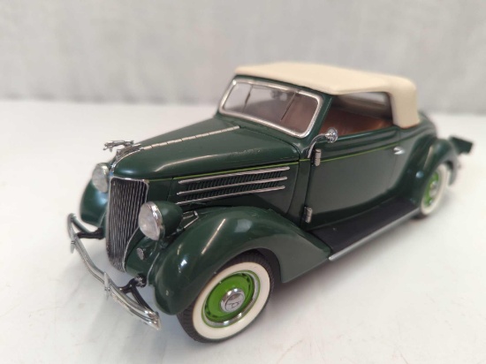 1936 FRANKLIN MINT FORD DELUXE CONVERTIBLE 1:24 SCALE REPLICA NO BOX