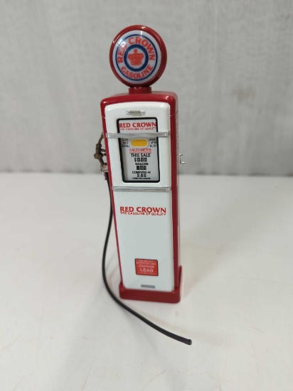 RED CROWN THE GASOLINE OF QUALITY GAS PUMP UNTESTED BATTERY OPERATED REPLICA
