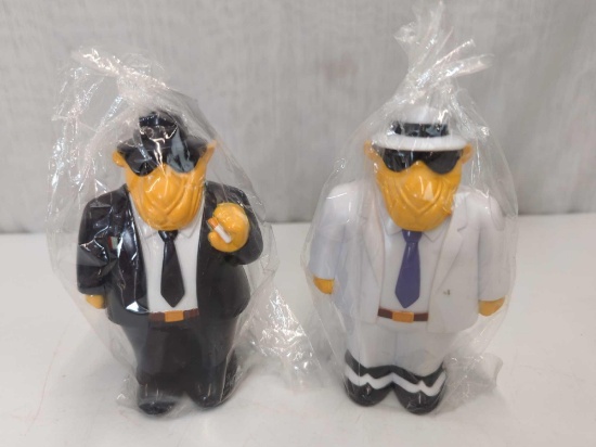 JOE CAMEL SALT &PEPPER SHAKERS 4" H
