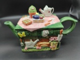 FITZ &FLOYD OMNIBUS 1995 COUNTRY PICNIC GARDEN TEAPOT 32 oz