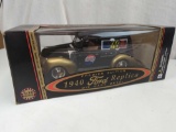1940 FORD PEPSI COLA DELIVERY TRUCK REPLICA DIE CAST METAL 1:18 SCALE