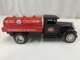 1931 STERLING AMOCO TANKER BANK SCALE MODEL